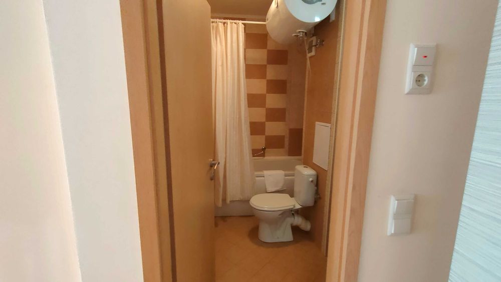 Едностаен апартамент в  луксозен комплекс " Роял Сан" център на курорт