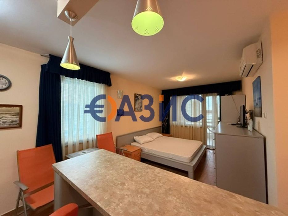 Продава се Едностаен апартамент в к.к. Слънчев бряг - 42 кв.м за 1500 €/кв.м - Снимка #4