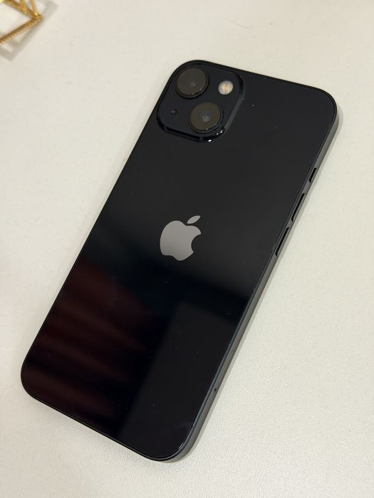 Iphone 13 (midnight)