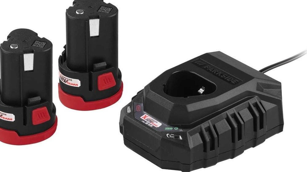 Продавам чисто нов комплект