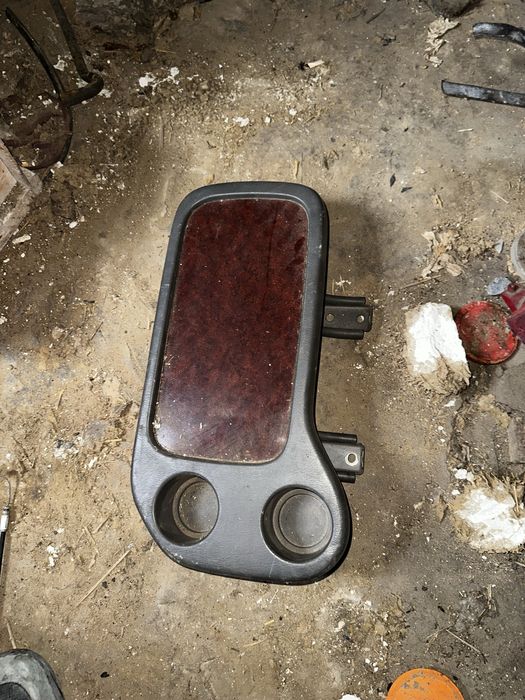 Запчасти estima 2