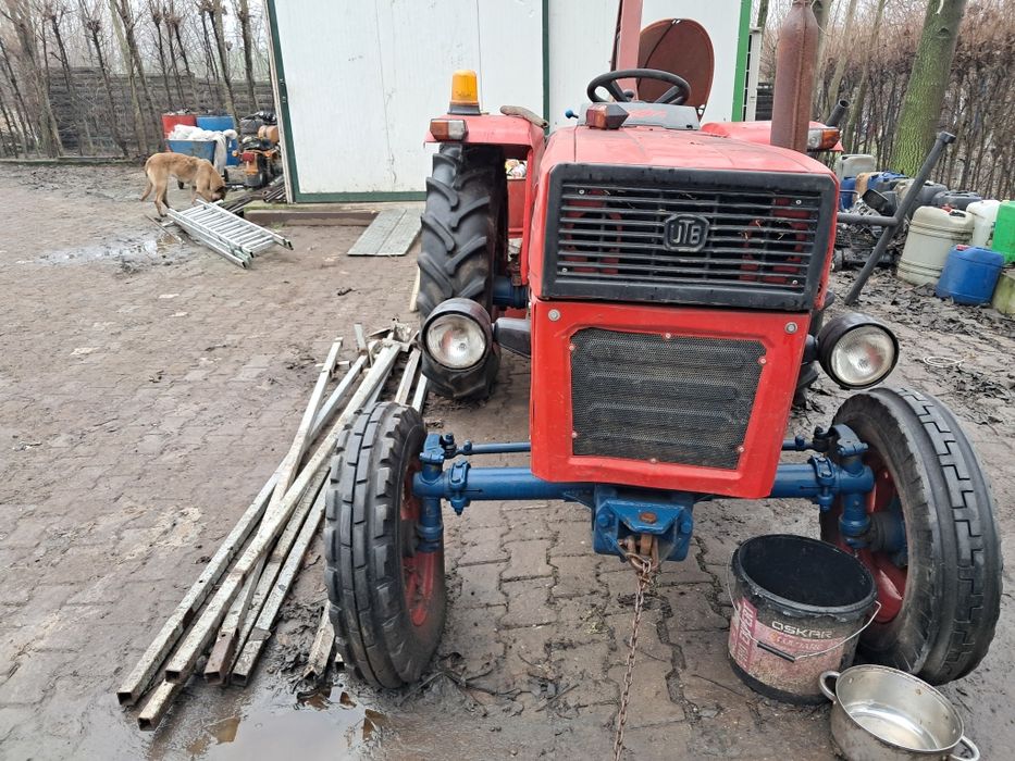 Tractor U445- leuț