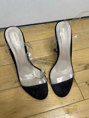 Women pantofi  sandale  cizme  etc .  toate matimile  pret avantajos