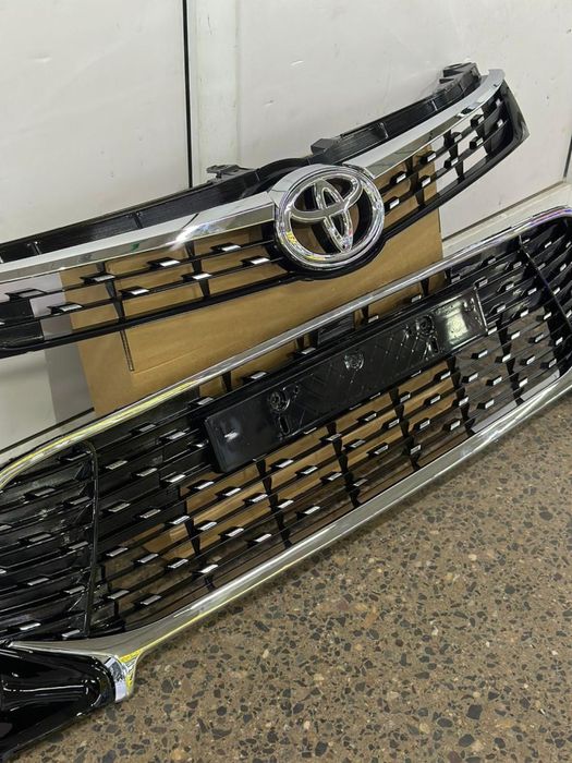 Решетка радиатор Camry 55 Exclusive Chrome