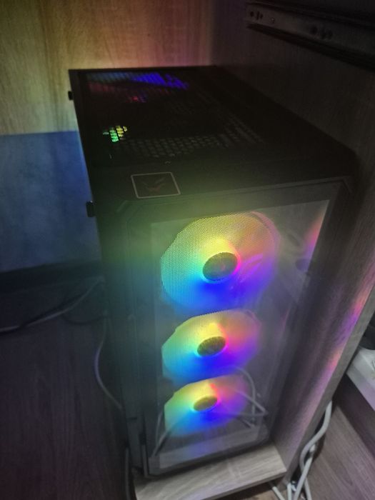 Срочно Продам компьютер с мониторм