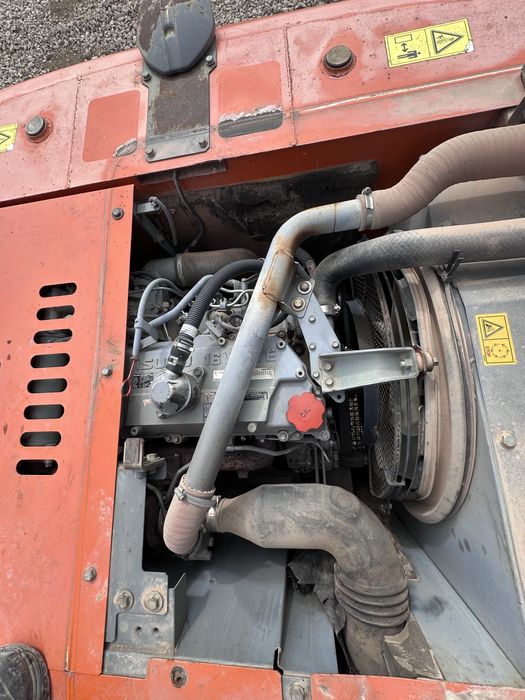 Excavator pe senile de fier Hitachi ZX210 LC-3 2010/8152h/senile noi