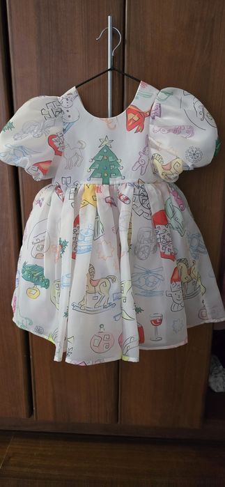 Продаю новогоднее платье