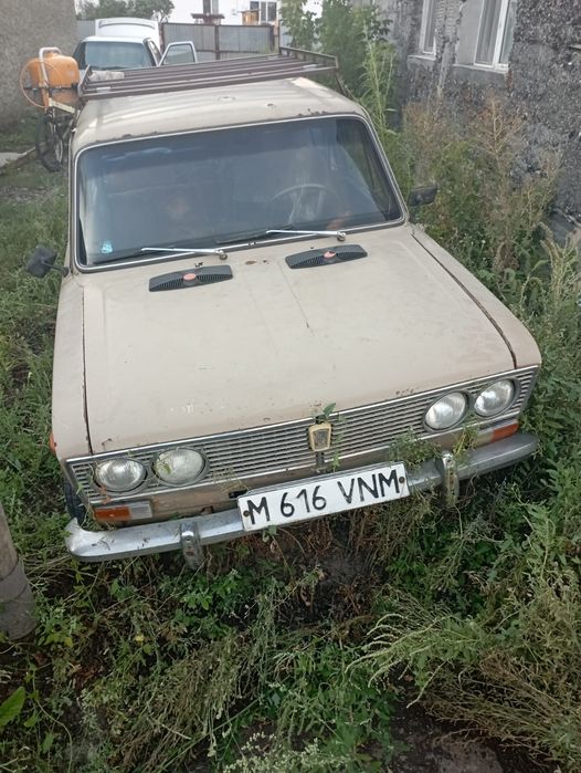 Продам ваз 2103 в на ходу