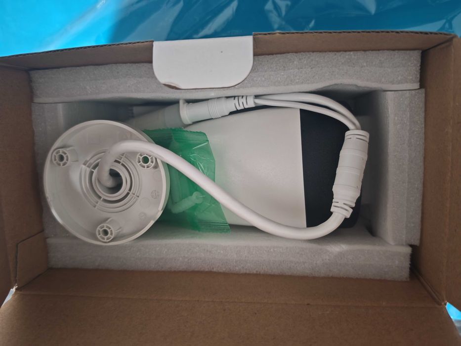 Камера Hikvision hwi-b121h