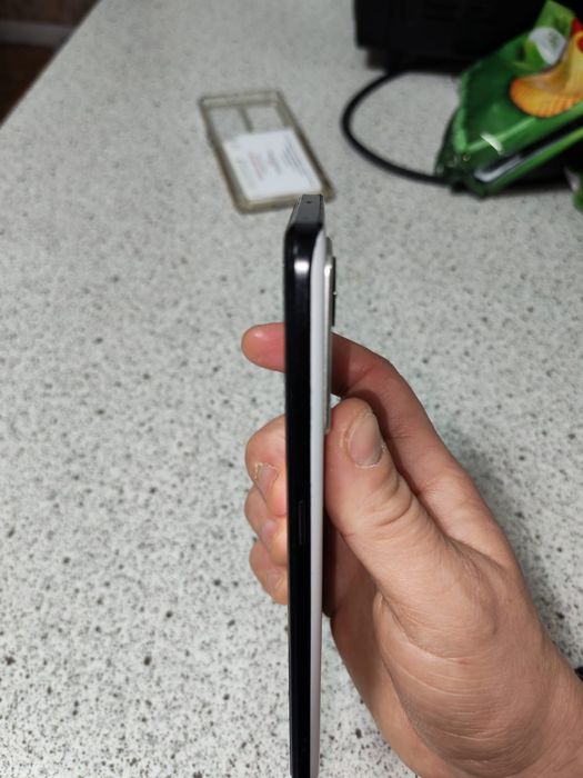 RealMe Gt Neo3 150 W