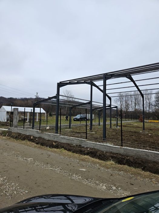 Vand structuri metalice hale metalice schimb cu auto