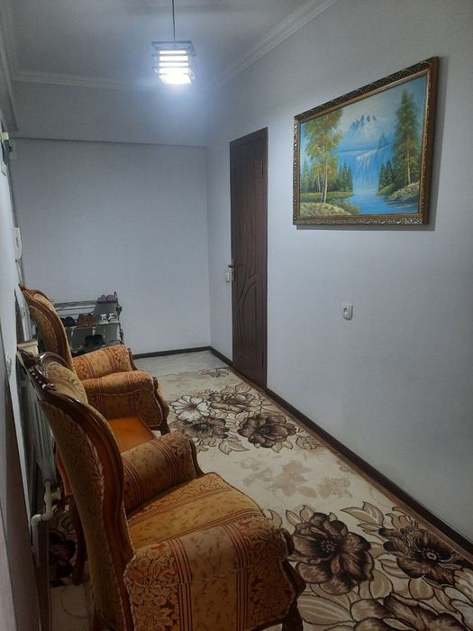 Srochno sagbon perekroska 4 xona sotladi