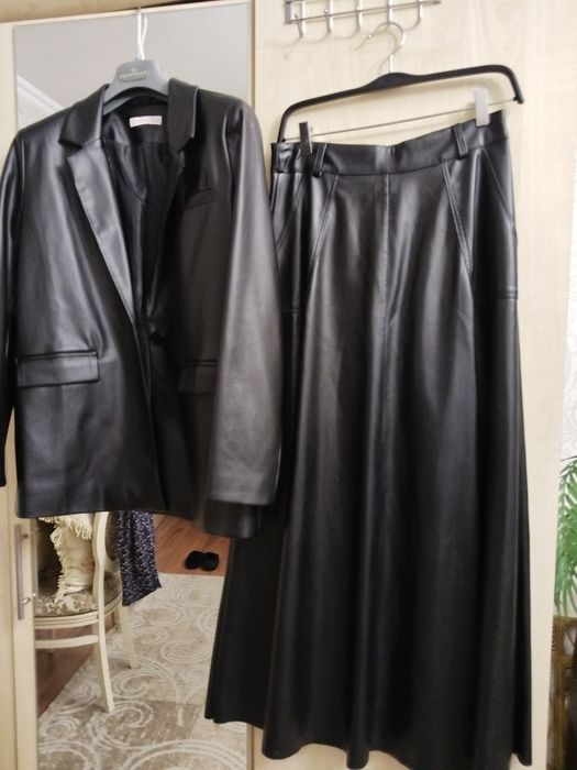 Юбка и пиджак !!!