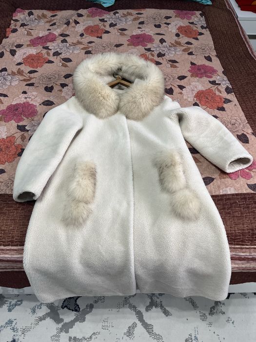 Пальто, овчина очень в хорошем сост.