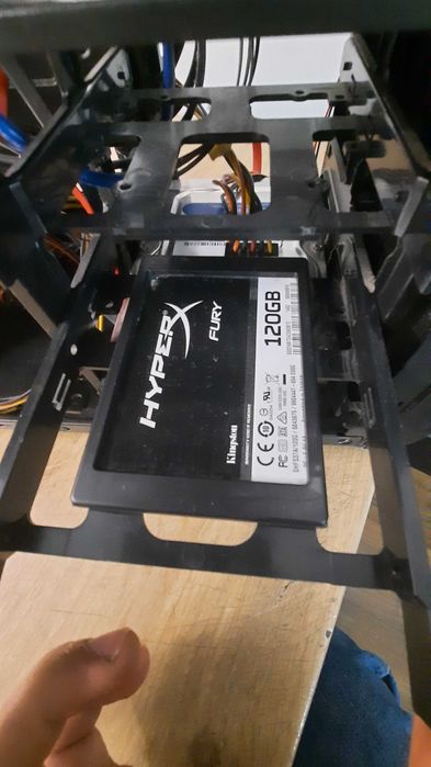 PC desktop si monitor AOC