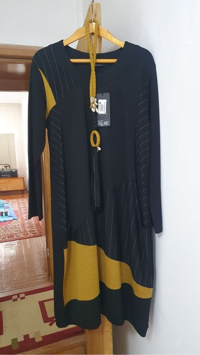 Продам платье 52-54 размер