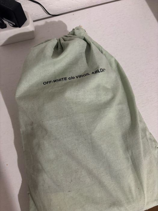 Off-White размер 45