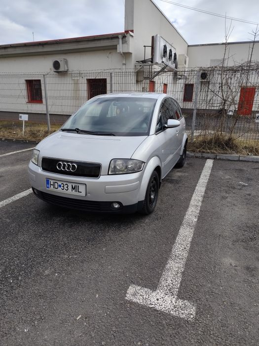 AUDI A2