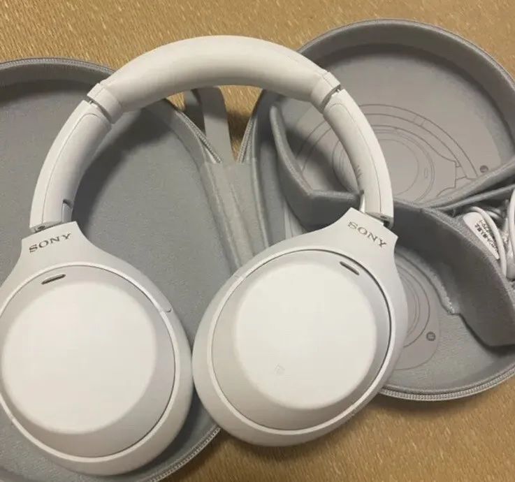 Sony wh1000xm4 limited edition white