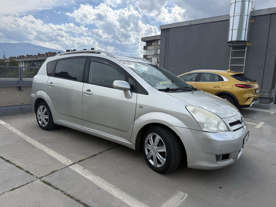Продавам Toyota Corolla verso 2005, 1.8, 129 к.с., газ
