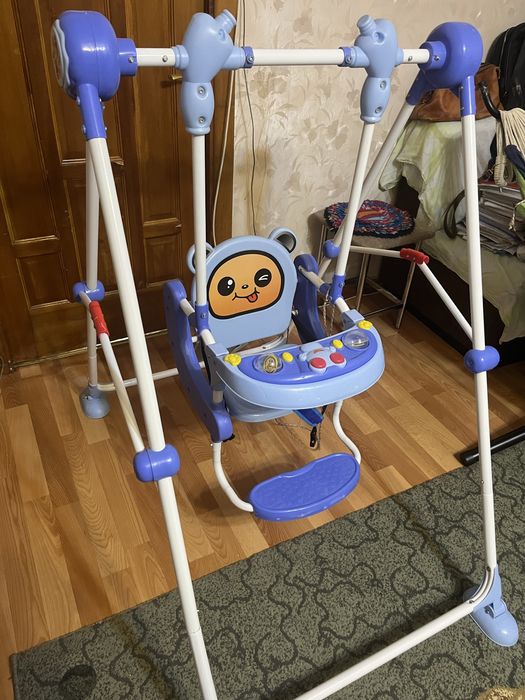Продам детскую качелю