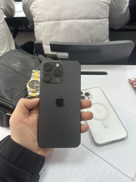 Iphone 15 pro max srochnii
