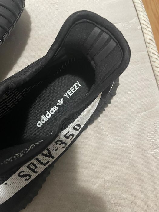 Adidași Adidas Yeezy SPLY 350 marime 44-45