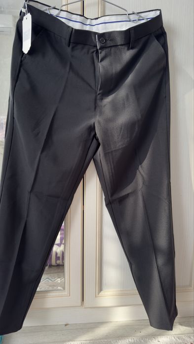 Брюки черные клисические