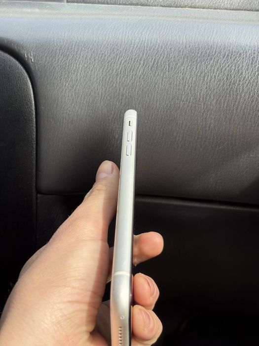 Iphone 11  64gb 77% Айфон 11