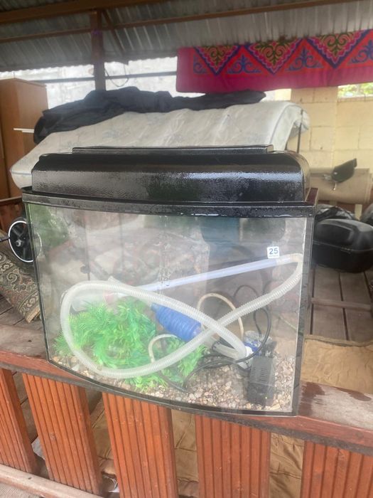 Продается аквариум для рыбок