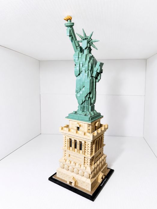 LEGO Architecture Статуя Свободы