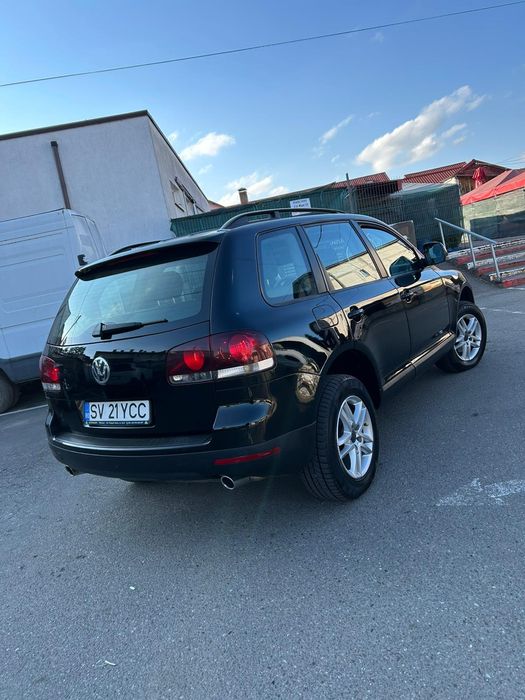 Vând Volkswagen Touareg 2008 2.5