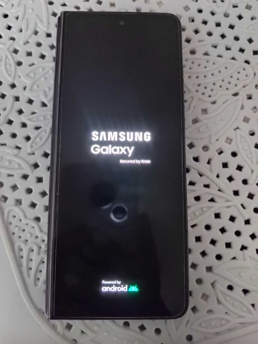 Samsung Galaxy Z Fold 4