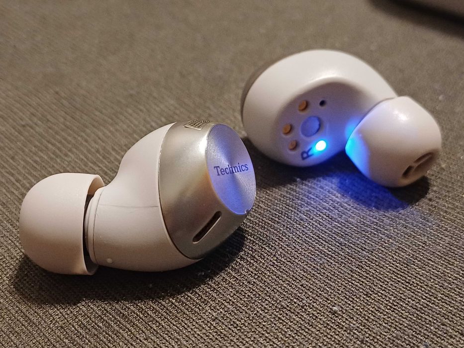 technics eah-az40  , căști bt , hi-fi ,stare buna