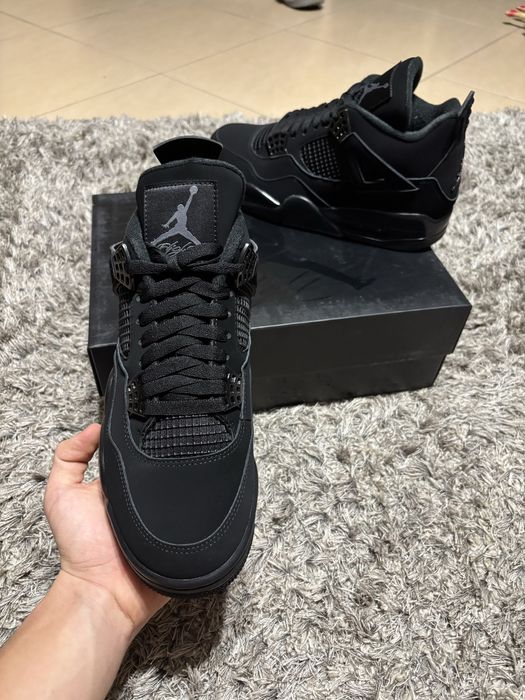Air Jordan 4 Black Cat