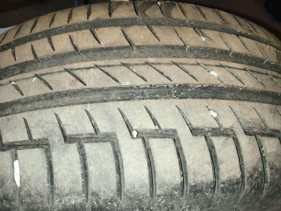 Летни гуми 225/55/R19 Continental
