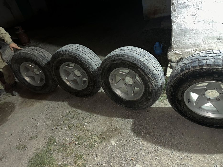 Автошина дискымен бірге