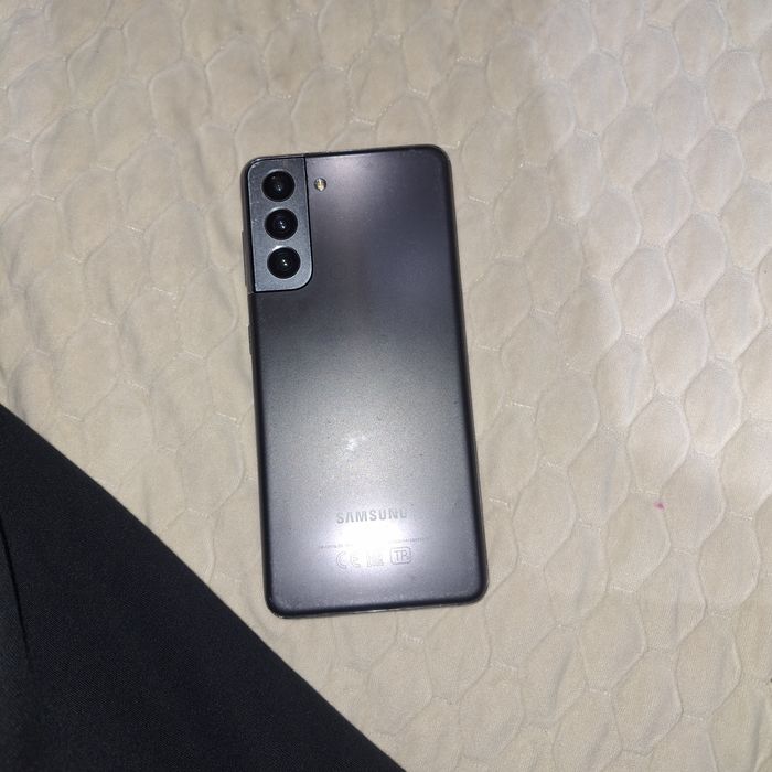 Самсунг Galaxy S21 б/у сломано ядро