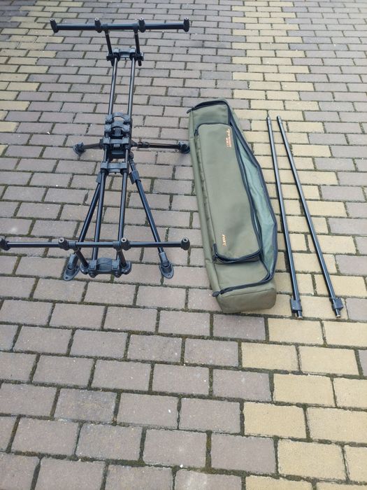 rod pod carbon jrc coocon 3 posturi/ fox ranger mk2 cu 4 posturi