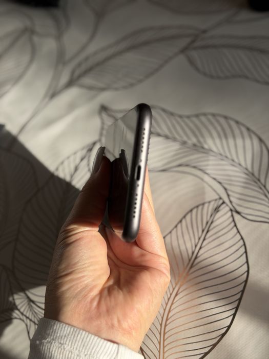 Iphone 11 , 64 gb