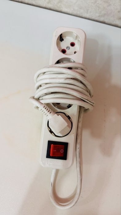 Продам удлинитель LEZARD 3 м