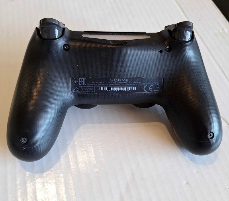 SONY Playstation 4 + Игра FIFA16