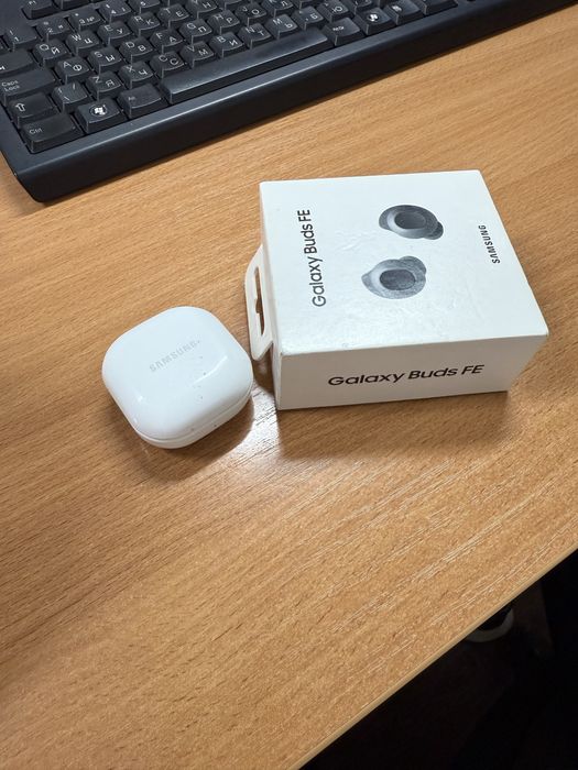 Наушники galaxy buds FE наушник