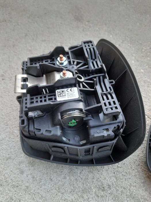 Airbag Volan Sofer Renault Megane 3 Scenic 3 Clio Fluence 2009-2016