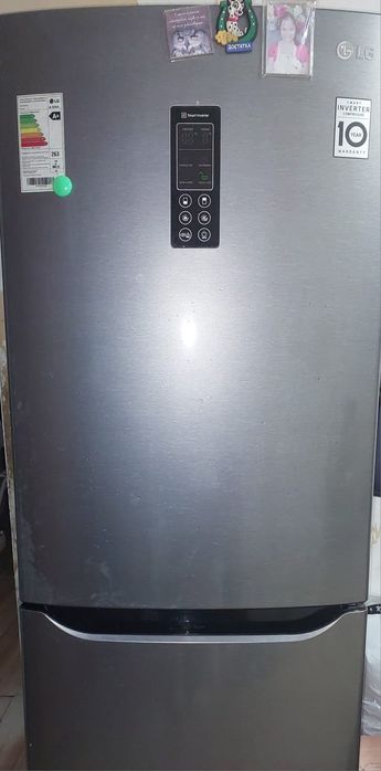 продам холодильник LG