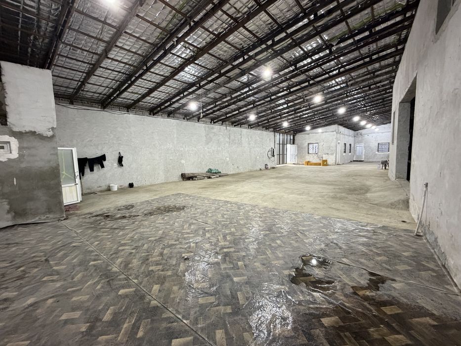 Склад ижарага берилади 800 квадрат Офислариям бор