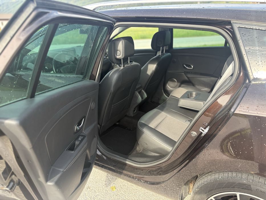 Renault Megane//Bose Edition//1.6-131 Cp/Camera spate/Navi R-Link/LED/173.000 km