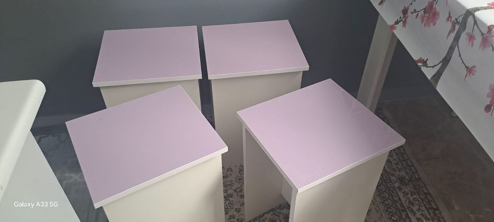Продам новые стулья