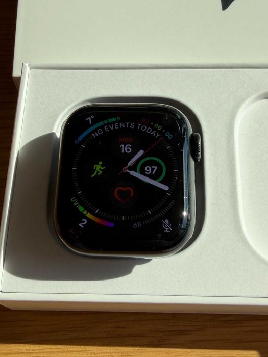 Apple Watch Series 7 GPS + Cellular  41 mm Yettel