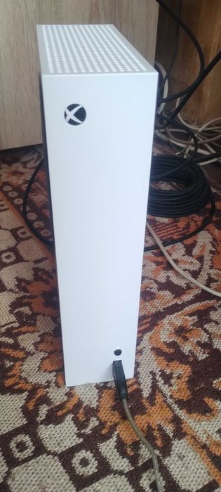 Xbox Series S 2 години гаранция